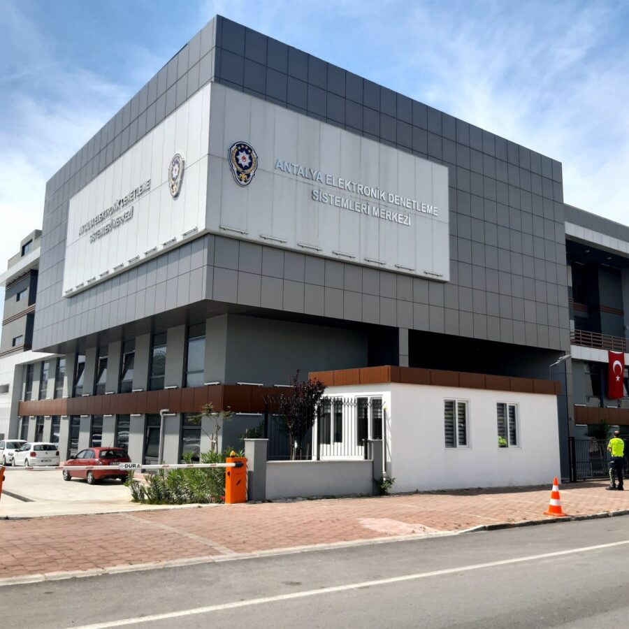 Memak İnşaat Antalya Trafik Denetleme Şube Müdürlüğü Çatı